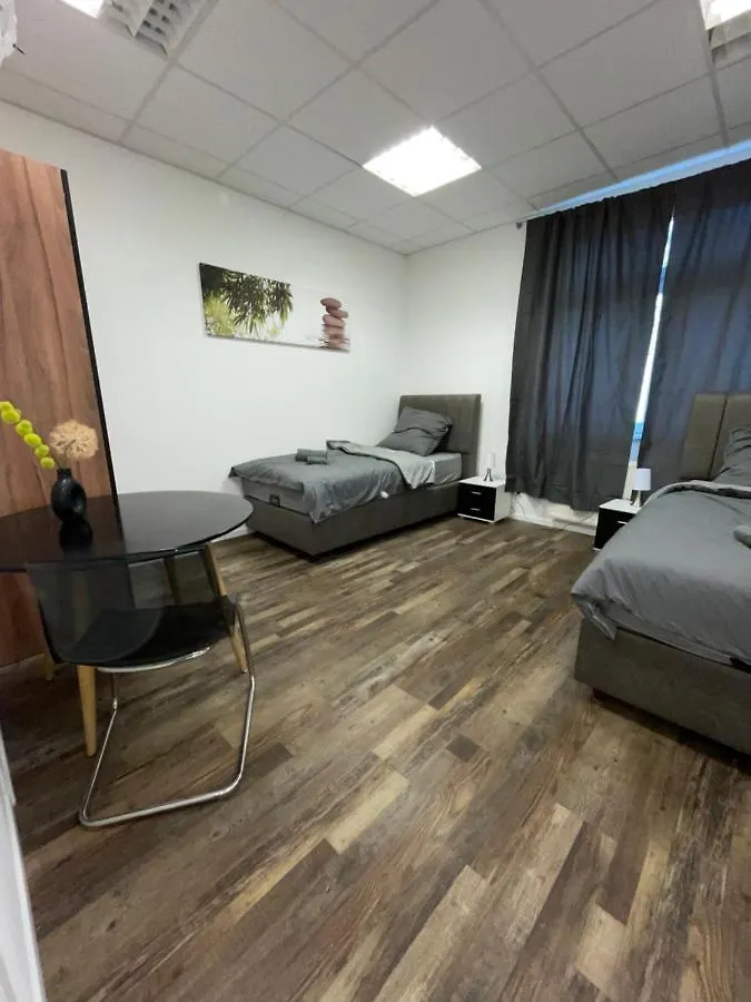 Mobliertes 5-Zimmer-Apartment - Mannheim Kafertal