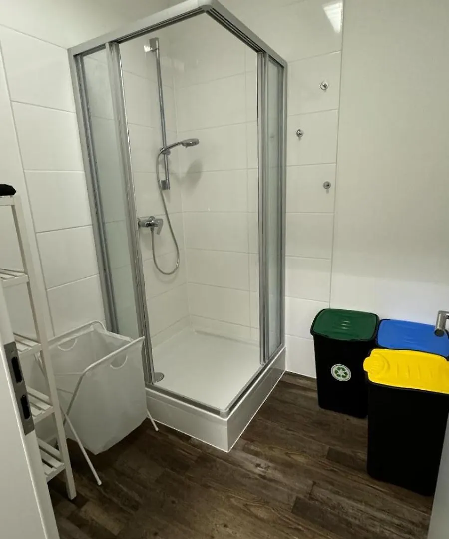 Apartamento Mobliertes 5-Zimmer-Apartment - Mannheim Kafertal Alemanha